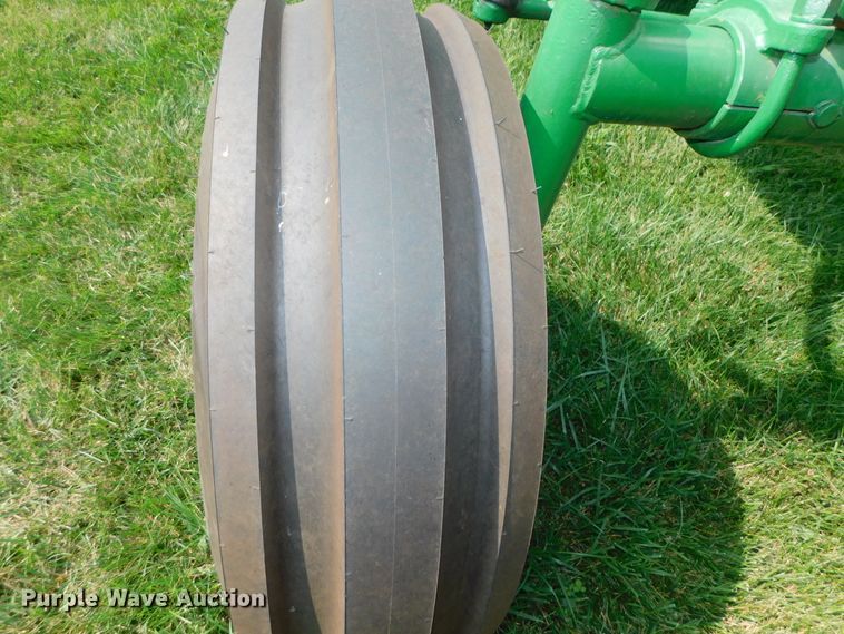 image for item DK8634 1963 Oliver 1800  tractor