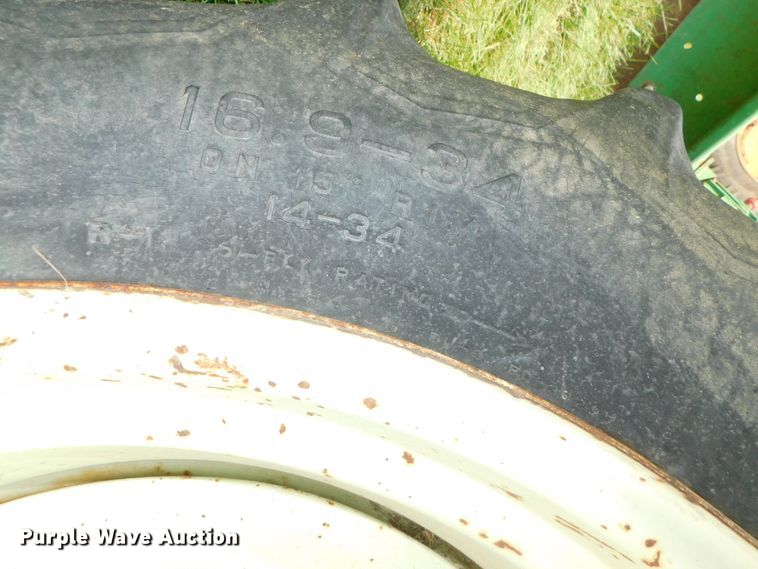 image for item DK8634 1963 Oliver 1800  tractor