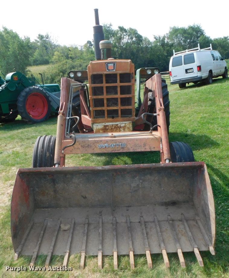 image for item DK8635 1966 Oliver 1850  tractor