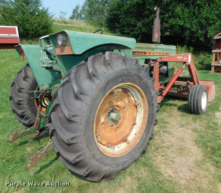 image for item DK8635 1966 Oliver 1850  tractor