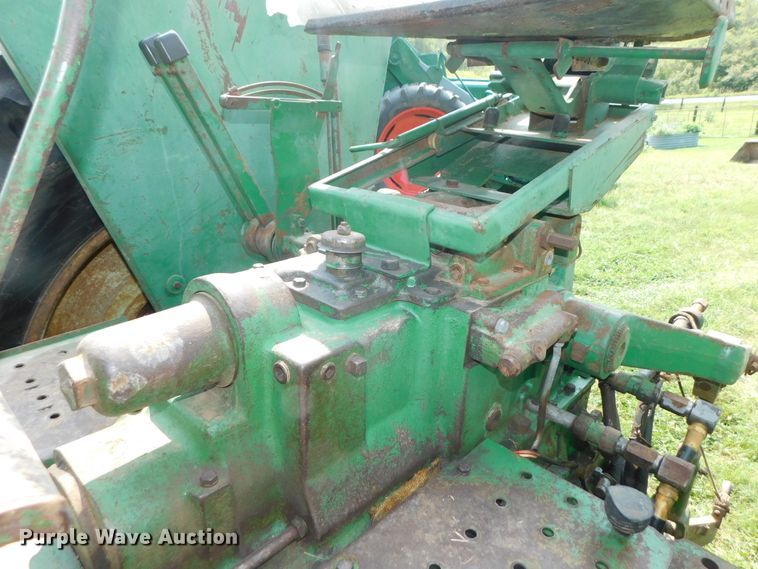 image for item DK8635 1966 Oliver 1850  tractor