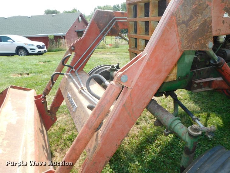 image for item DK8635 1966 Oliver 1850  tractor