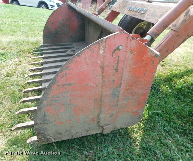 image for item DK8635 1966 Oliver 1850  tractor