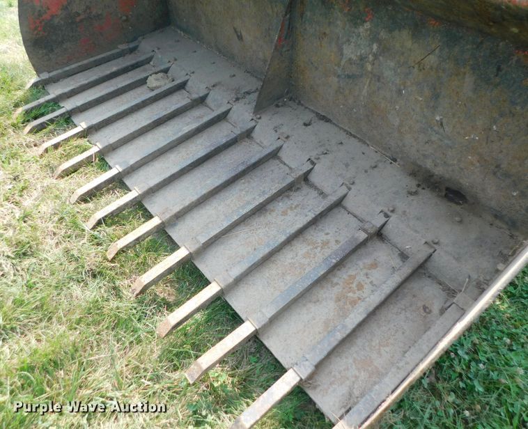 image for item DK8635 1966 Oliver 1850  tractor