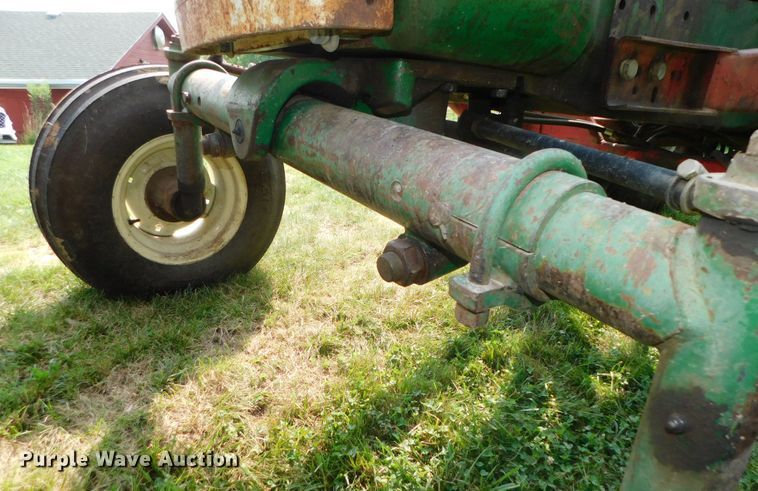 image for item DK8635 1966 Oliver 1850  tractor