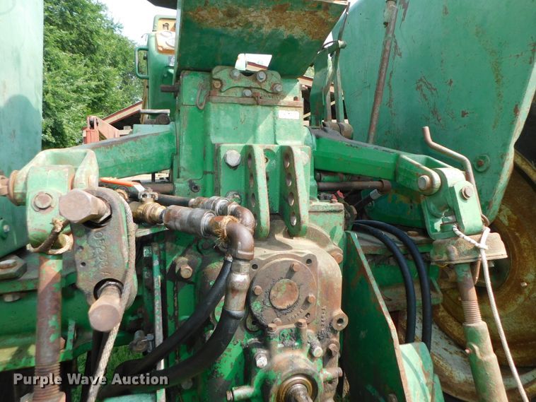 image for item DK8635 1966 Oliver 1850  tractor