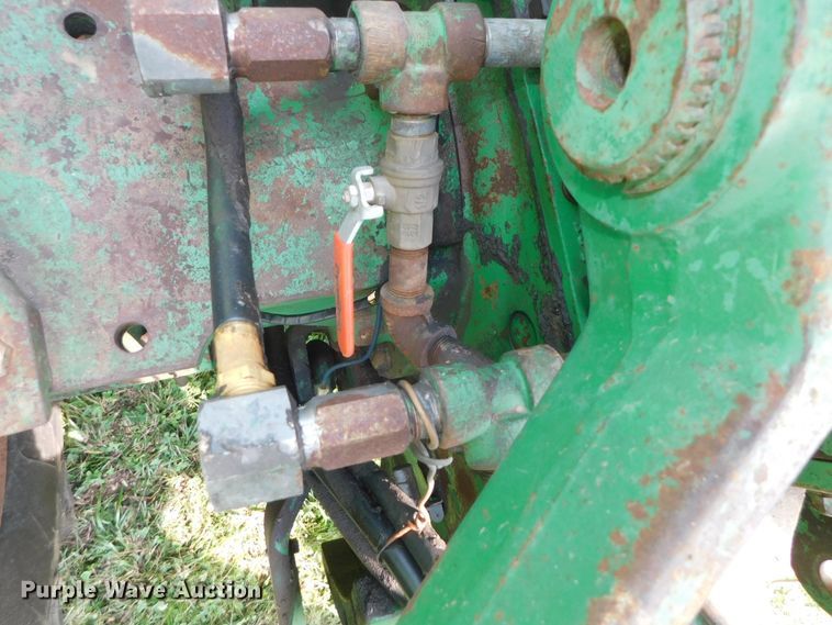 image for item DK8635 1966 Oliver 1850  tractor