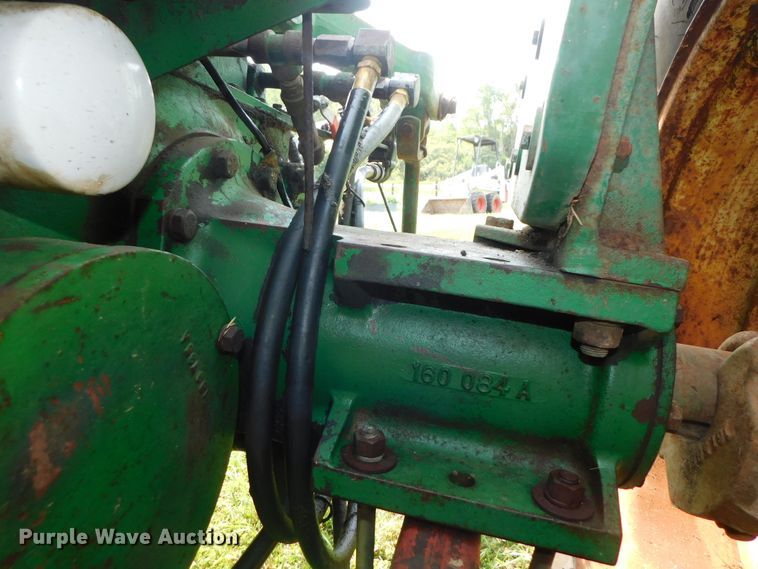 image for item DK8635 1966 Oliver 1850  tractor