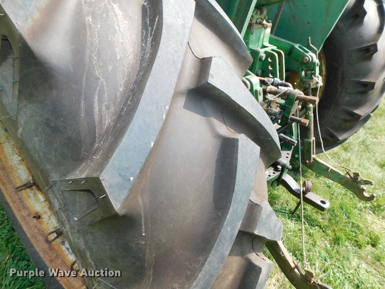 image for item DK8635 1966 Oliver 1850  tractor