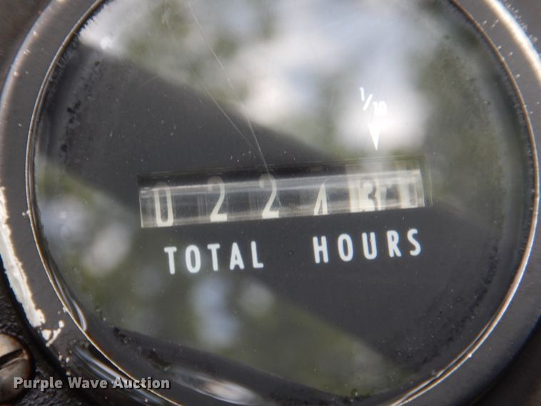 image for item DL0098 International 340 Utility  tractor