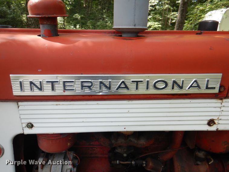 image for item DL0098 International 340 Utility  tractor