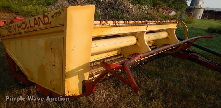 image for item DM0556 1990 New Holland 488  windrower