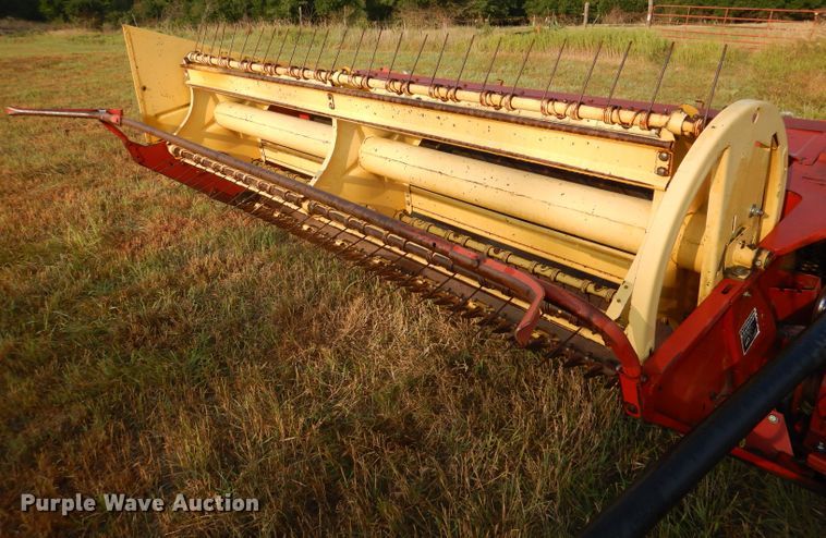 image for item DM0556 1990 New Holland 488  windrower