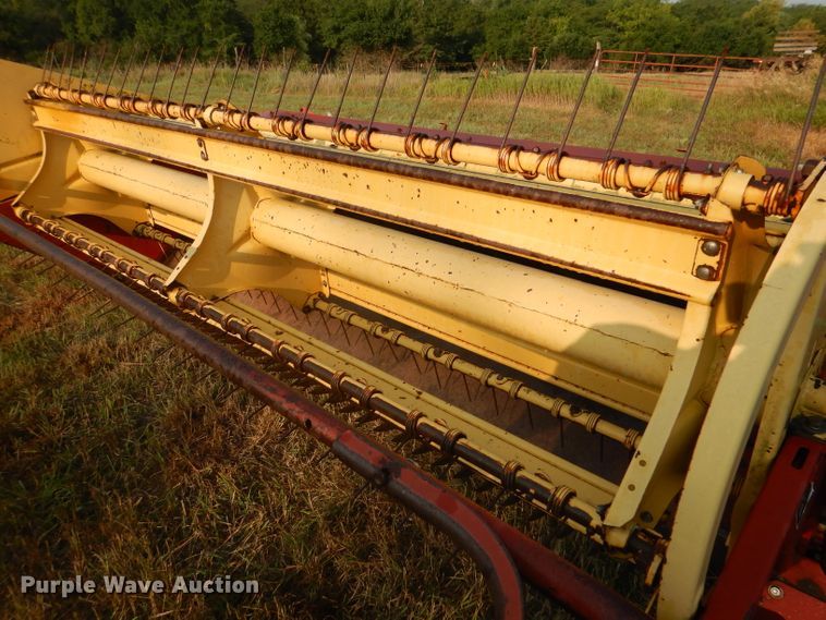 image for item DM0556 1990 New Holland 488  windrower