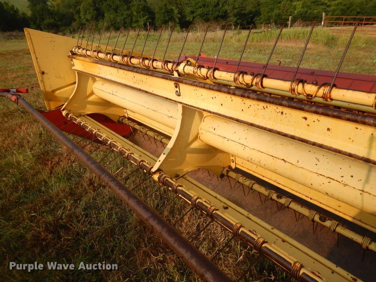 image for item DM0556 1990 New Holland 488  windrower