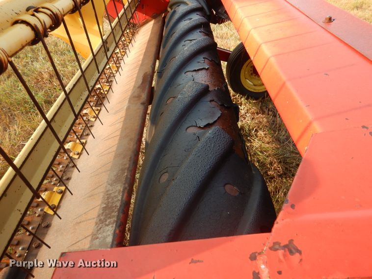 image for item DM0556 1990 New Holland 488  windrower