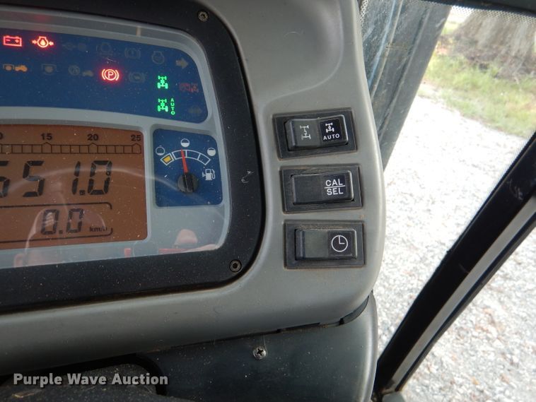 image for item DM1265 New Holland TN75S  MFWD tractor