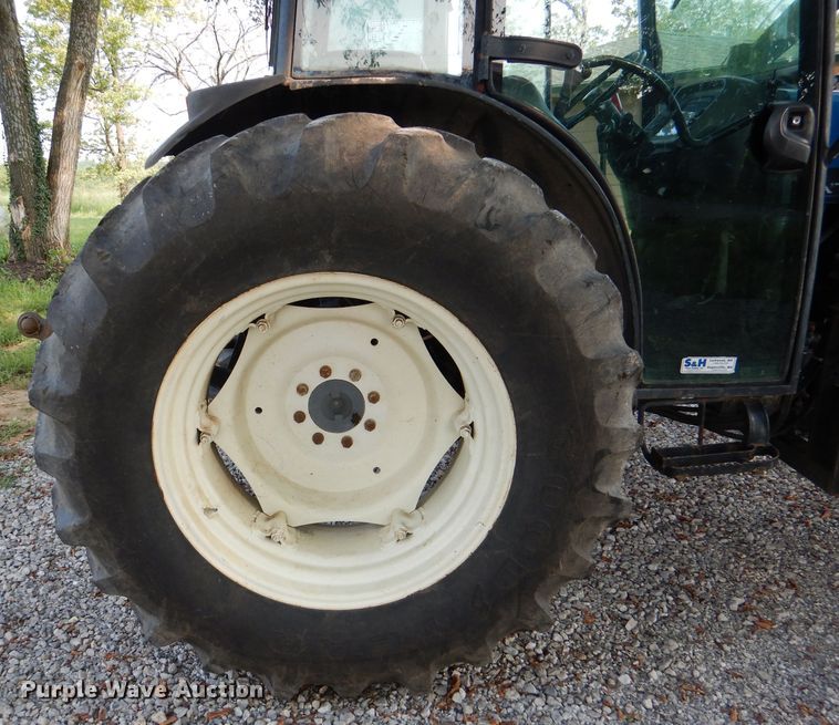 image for item DM1265 New Holland TN75S  MFWD tractor
