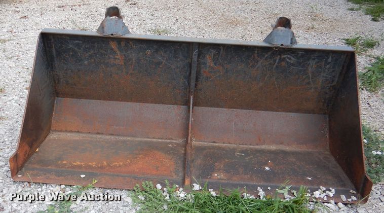 image for item DM1265 New Holland TN75S  MFWD tractor