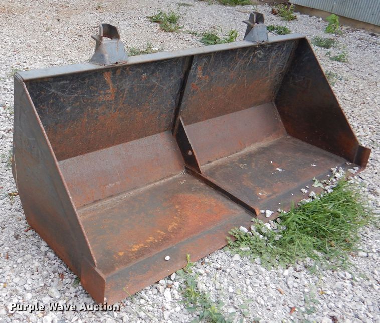 image for item DM1265 New Holland TN75S  MFWD tractor