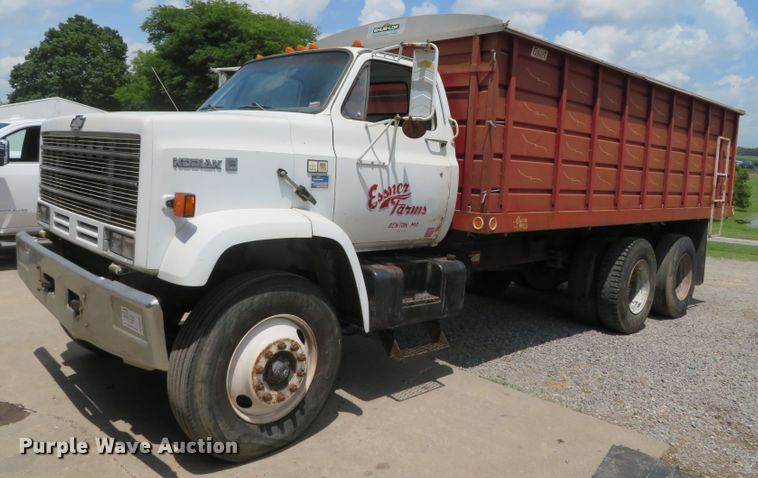 image for item DN5951 1984 Chevrolet Kodiak C70  grain truck