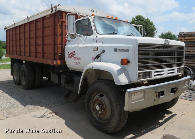 image for item DN5951 1984 Chevrolet Kodiak C70  grain truck
