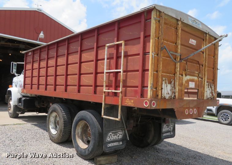 image for item DN5951 1984 Chevrolet Kodiak C70  grain truck