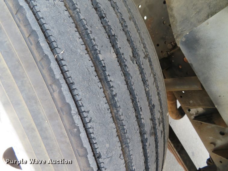 image for item DN5951 1984 Chevrolet Kodiak C70  grain truck