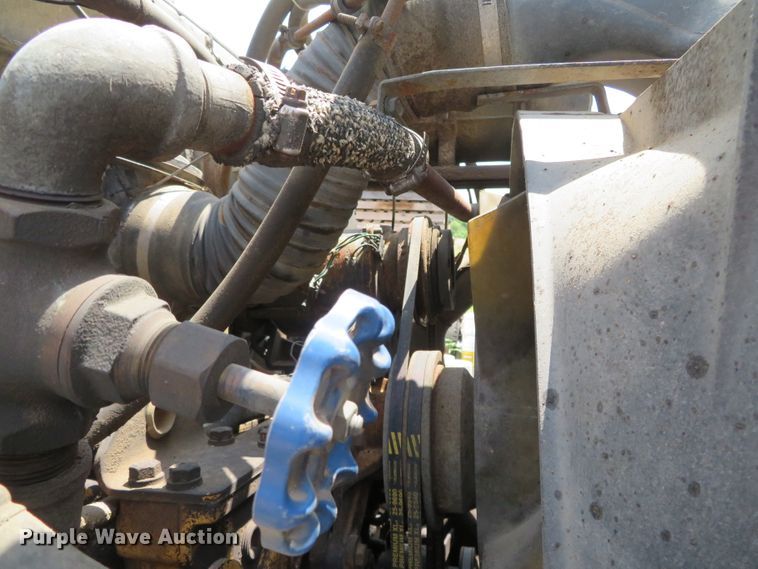 image for item DN5951 1984 Chevrolet Kodiak C70  grain truck