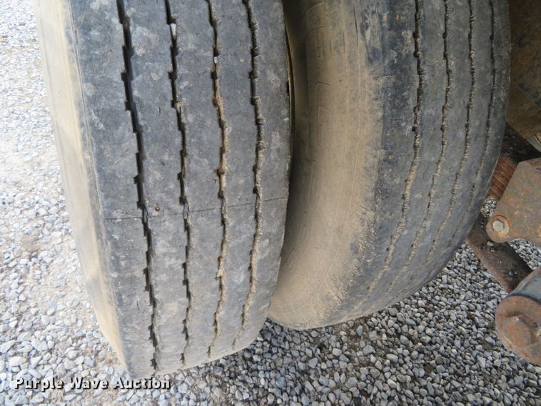 image for item DN5951 1984 Chevrolet Kodiak C70  grain truck