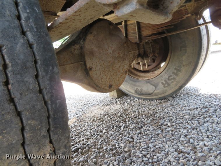 image for item DN5951 1984 Chevrolet Kodiak C70  grain truck