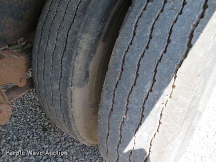 image for item DN5951 1984 Chevrolet Kodiak C70  grain truck