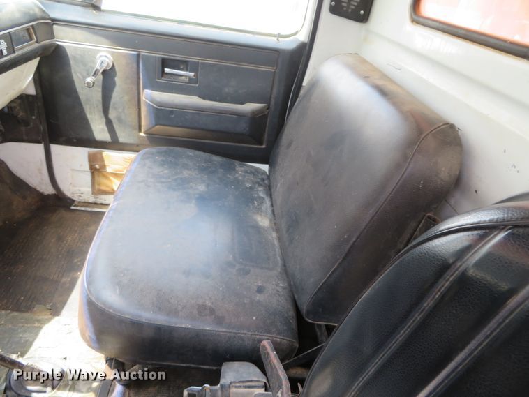 image for item DN5951 1984 Chevrolet Kodiak C70  grain truck