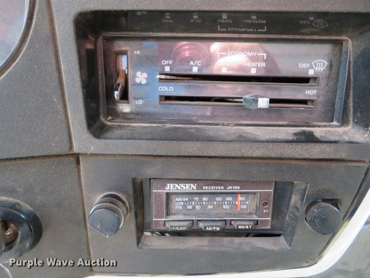 image for item DN5951 1984 Chevrolet Kodiak C70  grain truck