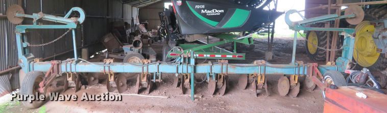 image for item DN5952 Forrest City  hipper bedder