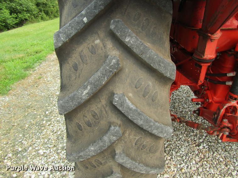 image for item EV9284 1996 Belarus 1025  MFWD tractor