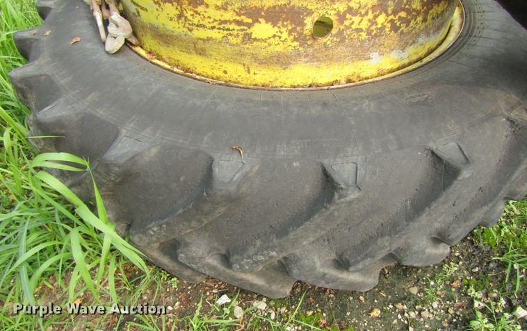 image for item EV9284 1996 Belarus 1025  MFWD tractor