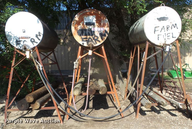 image for item GR9486 (3) fuel tanks