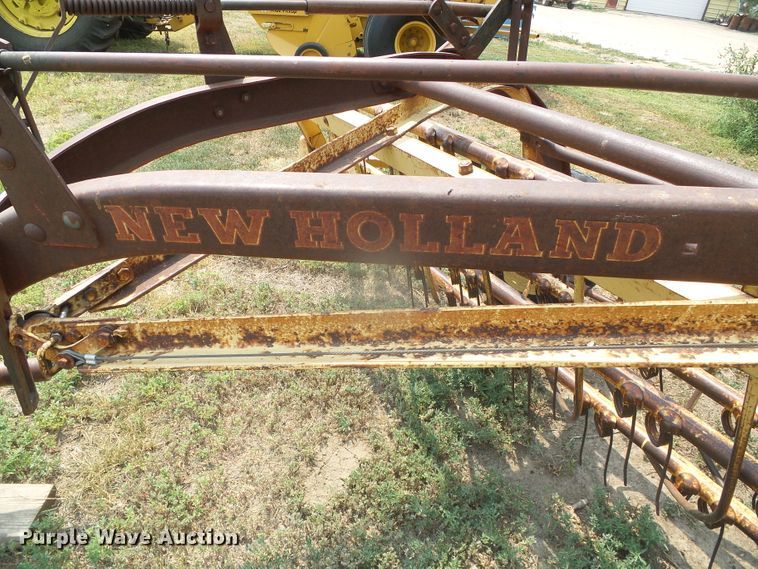 image for item GR9494 New Holland 56  hay rake