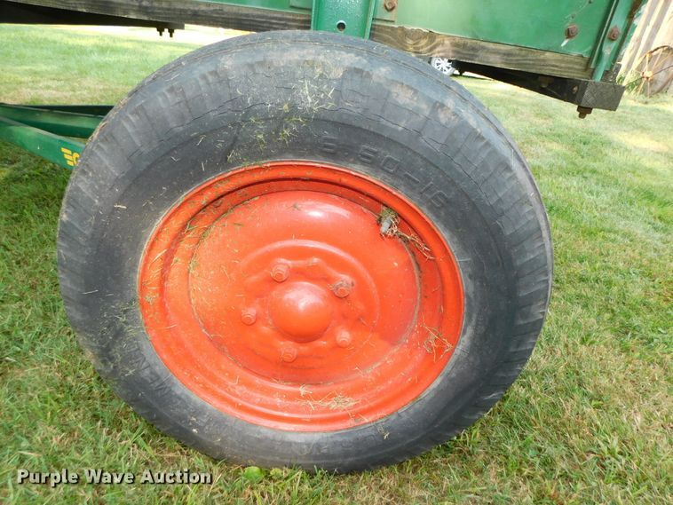 image for item HX9443 Oliver  wagon