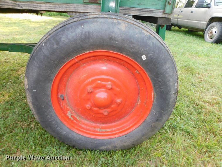 image for item HX9443 Oliver  wagon