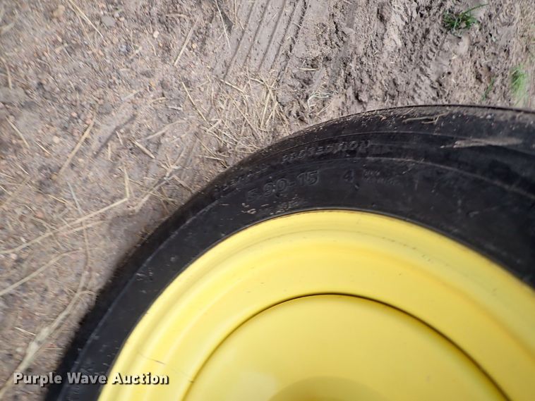 image for item IB9003 1975 New Holland 273  small square baler