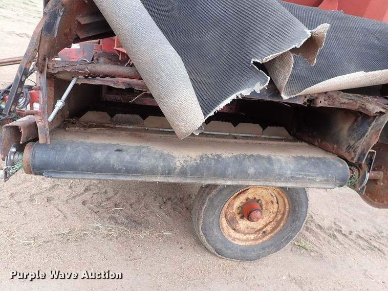 image for item IB9004 Case IH 8610  bale processor