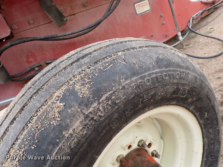 image for item IB9004 Case IH 8610  bale processor