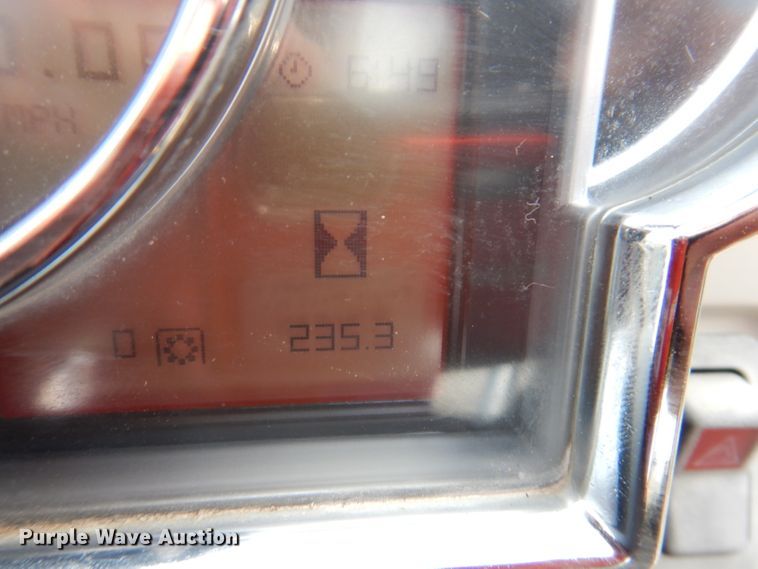 image for item IN9776 2010 New Holland Boomer 8N  MFWD tractor