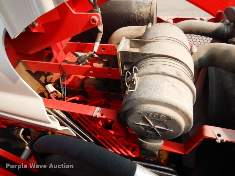 image for item IN9776 2010 New Holland Boomer 8N  MFWD tractor