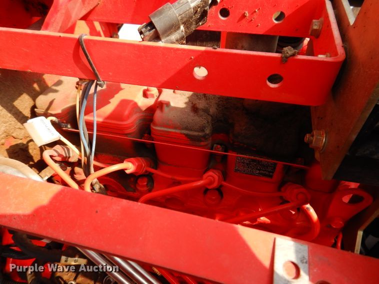 image for item IN9776 2010 New Holland Boomer 8N  MFWD tractor