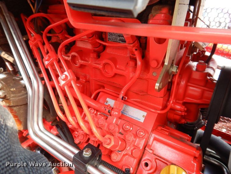 image for item IN9776 2010 New Holland Boomer 8N  MFWD tractor