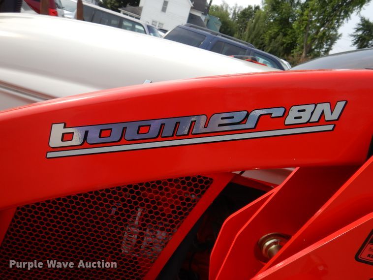 image for item IN9776 2010 New Holland Boomer 8N  MFWD tractor