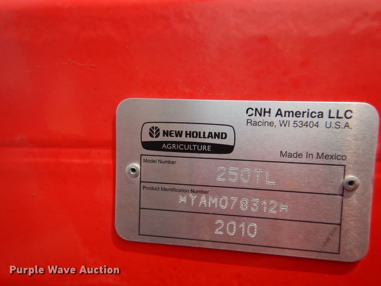 image for item IN9776 2010 New Holland Boomer 8N  MFWD tractor